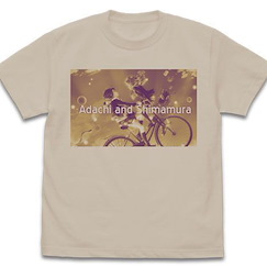 安達與島村 : 日版 (大碼)「安達櫻 + 島村抱月」淺米色 T-Shirt